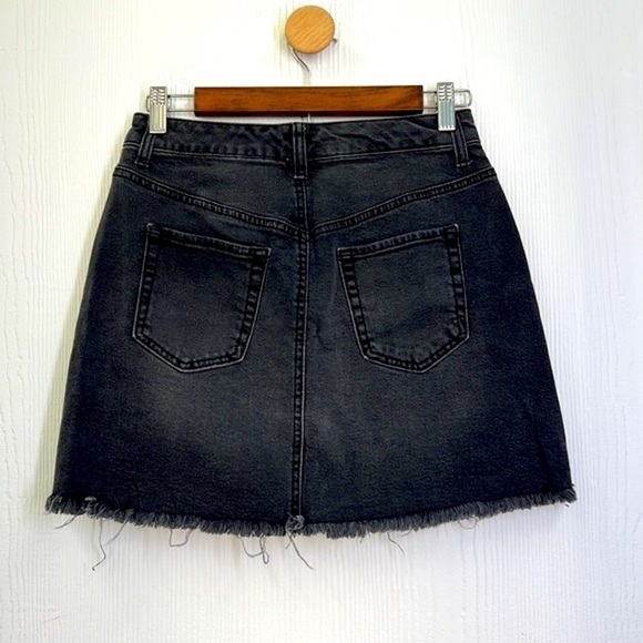 Wild Fable - Black Stonewash Frayed Zip Up Denim Cotton Mini Skirt Size 4 - Picture 6 of 9